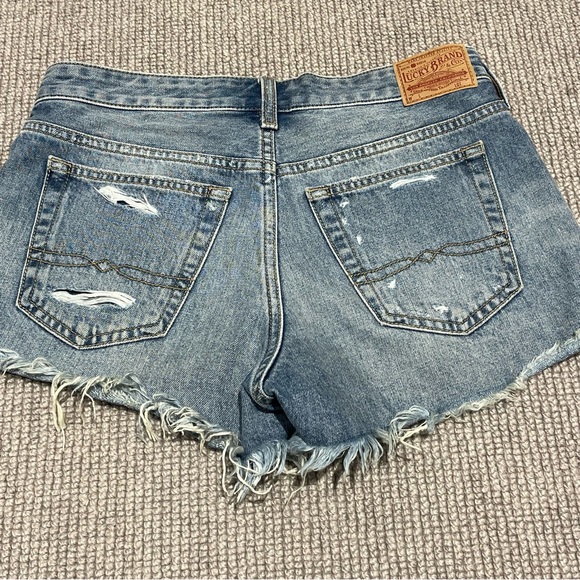 Lucky Brand The Boyfriend Short - Picture 7 of 10
